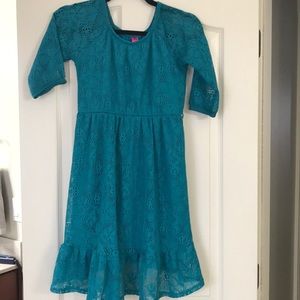 Crochet/knit-style girls dress. Size 10/12